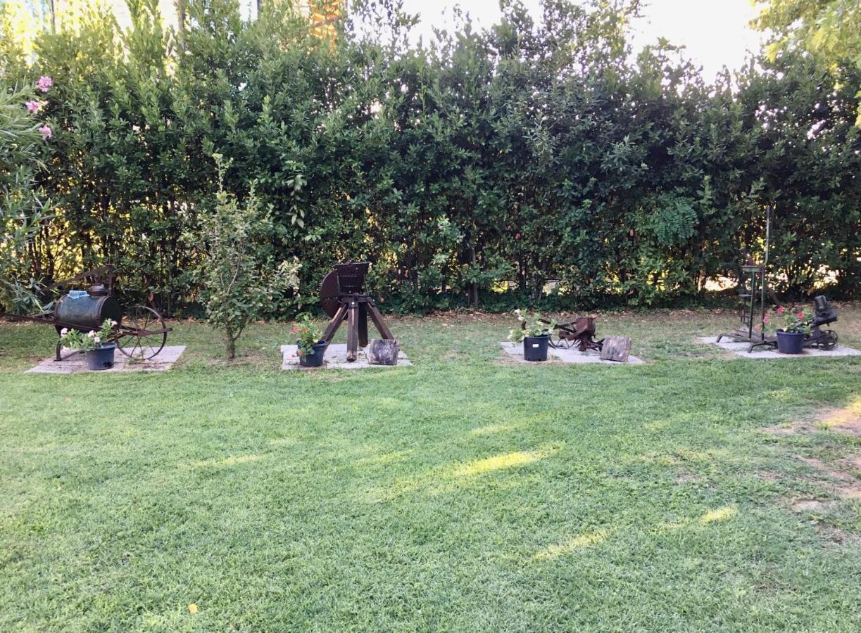 Societa Agricola Le More Agriturismo La Dondina Budrio  Luaran gambar