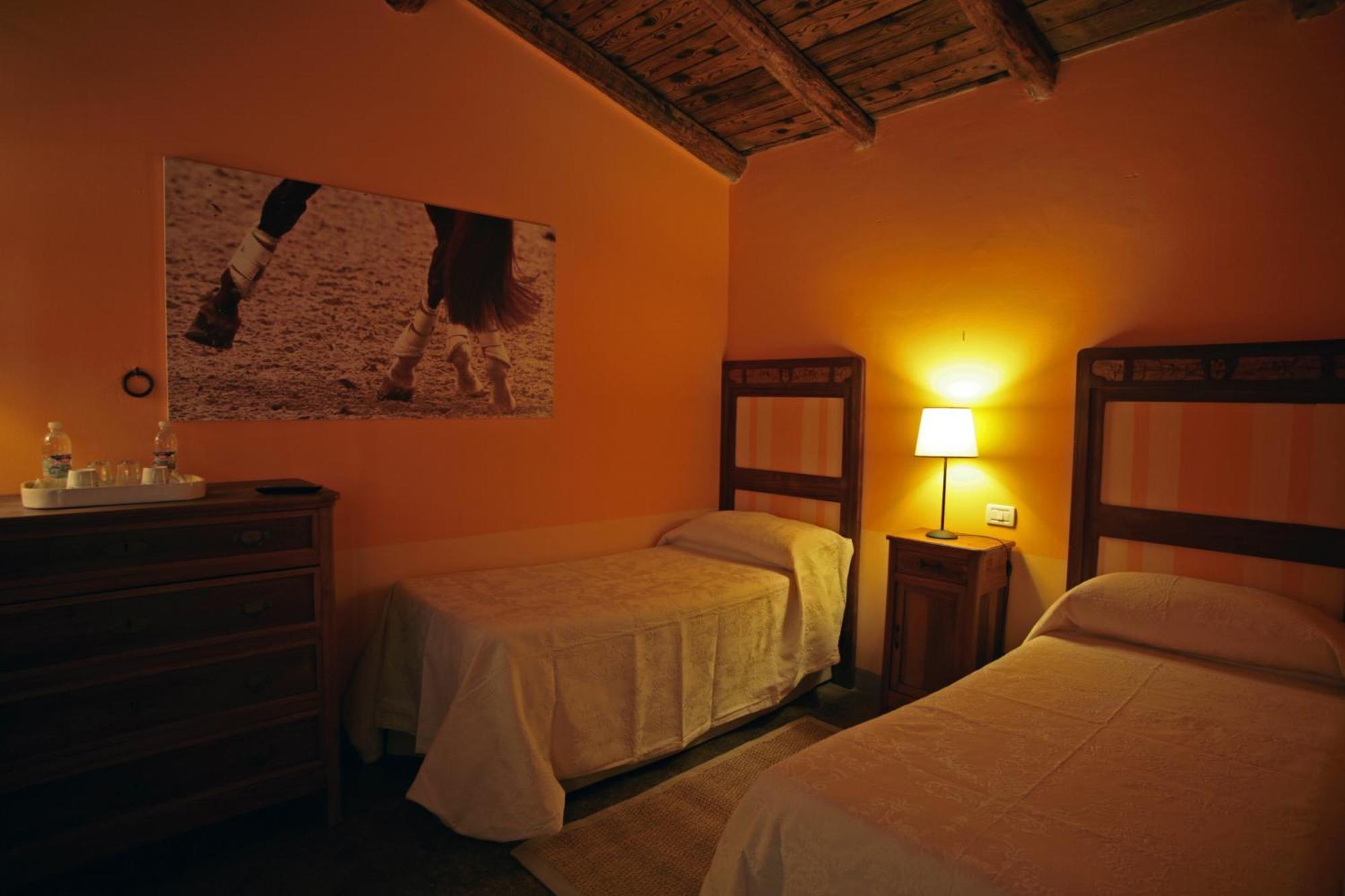 Societa Agricola Le More Agriturismo La Dondina Budrio  Luaran gambar